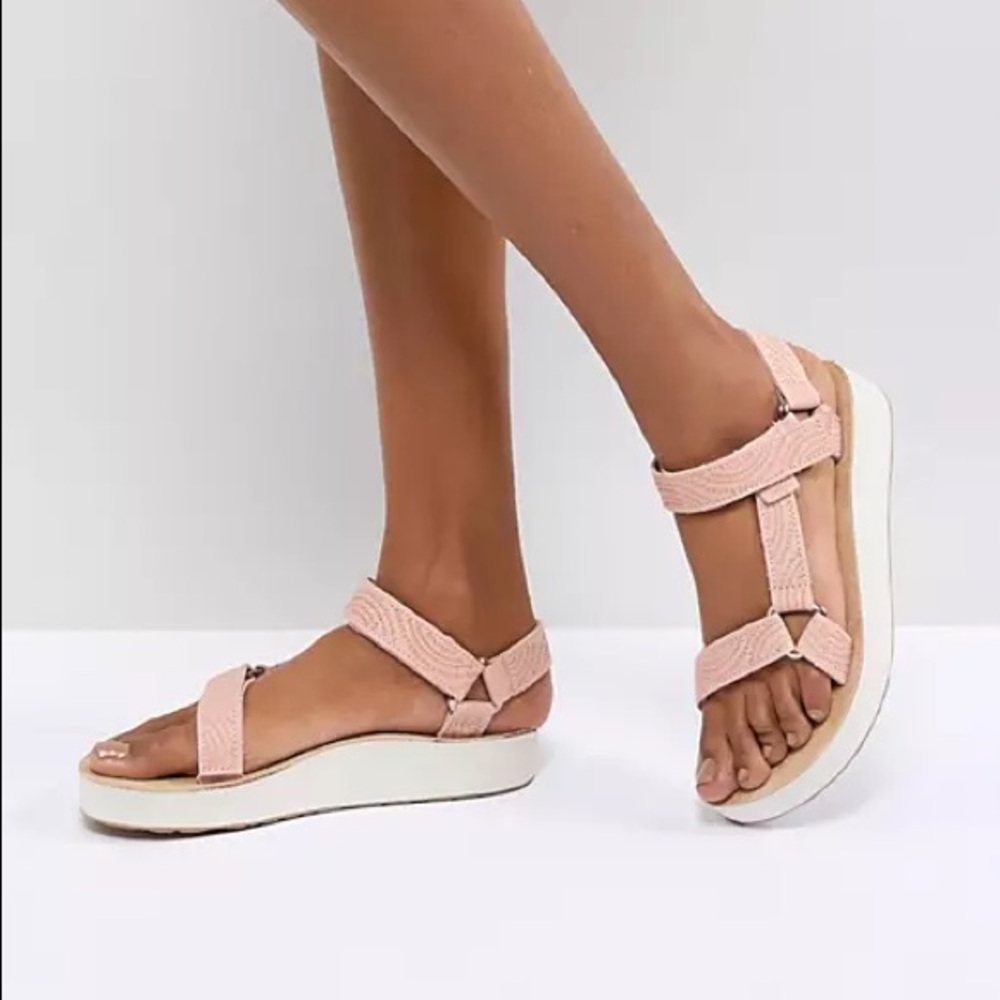Midform Universal Geometric Teva